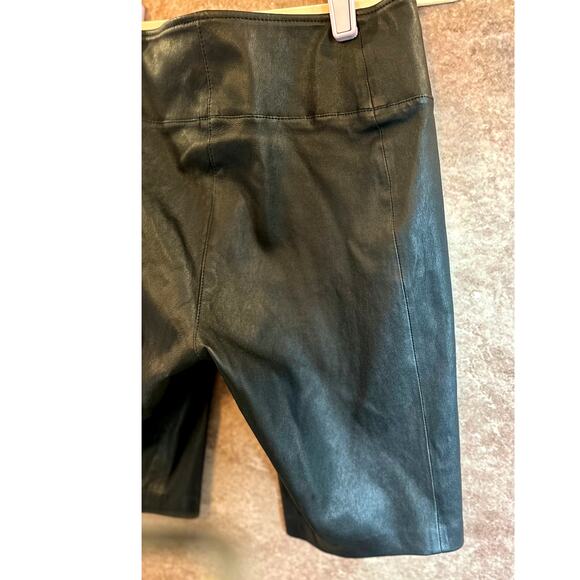 Lita by Ciara Leather Biker Shorts - 100% Lamb Leather Black - size 4 - Picture 13 of 15